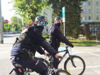 policyjny patrol rowerowy w Mońkach